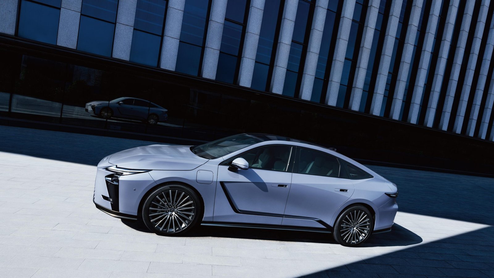 归来：立胜 Lexus ES 350e